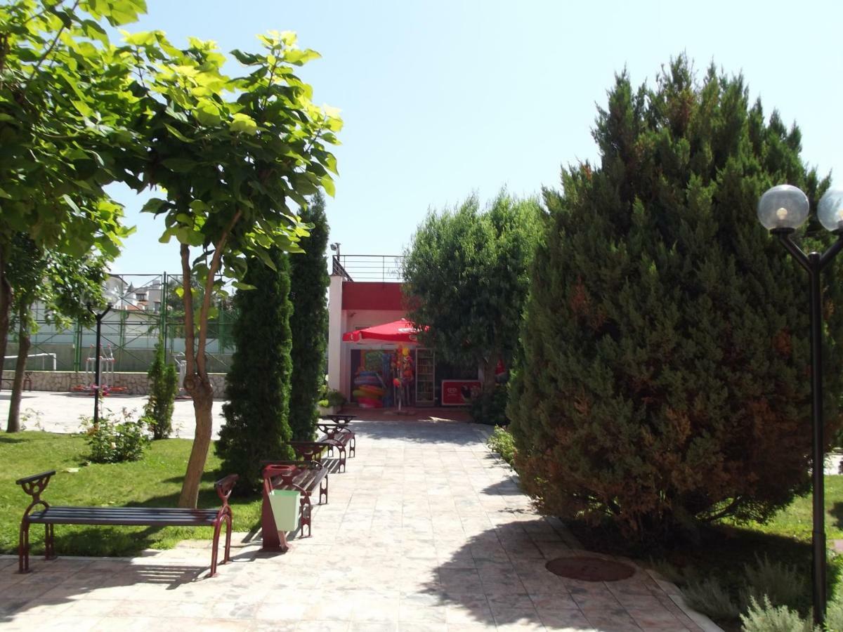 Sloneczny Brzeg Green Fort Noks Studio Exterior foto